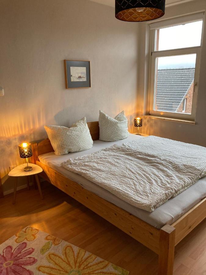 האמלן Ferienwohnung In Der Schoenen Rattenfaengerstadt מראה חיצוני תמונה